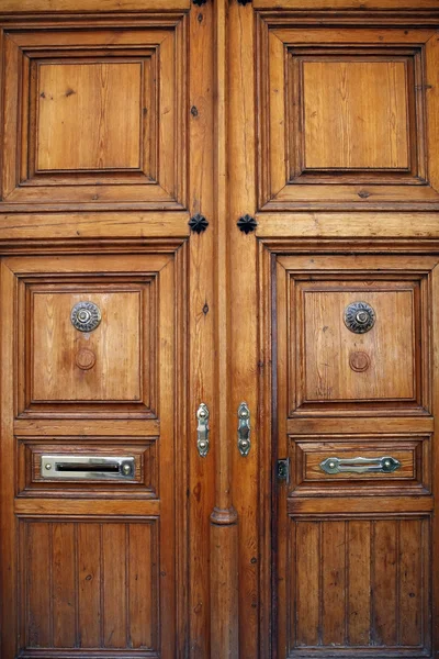 アンティークの入り口のドア — ストック写真