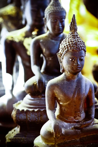 タイ王国の黄金の仏像 — ストック写真
