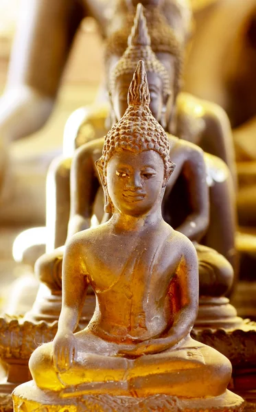 Goldener Buddha in Thailand — Stockfoto