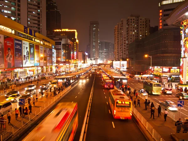 tianhe road, guangzhou Çin pazarında bilgisayar alışveriş