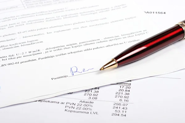 Pen and business contract with signature — Stok fotoğraf