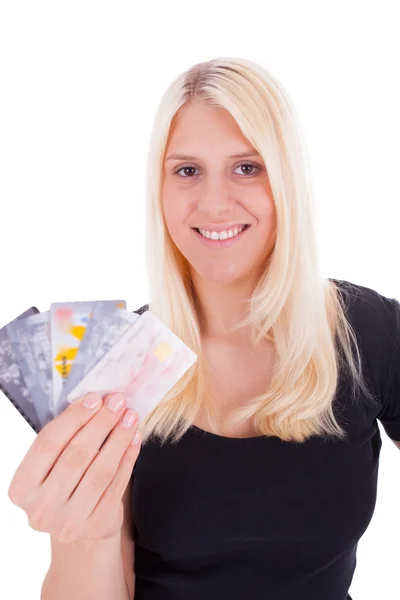 Молода жінка з кредитною карткою — стокове фото