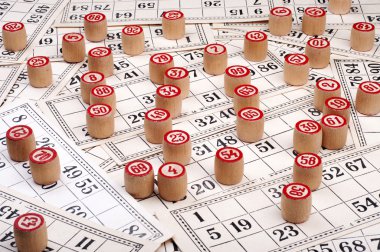 birçok kegs ve bingo kartları