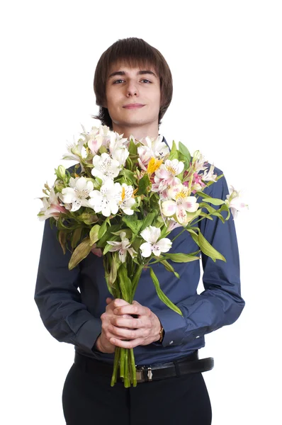 Hombres felices sostienen ramo de flores y regalos. aislado en blanco b — Foto de Stock
