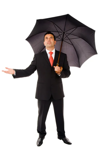 Voller Körper von jungen Geschäftsmann mit Regenschirm und Überprüfung der R — Stockfoto