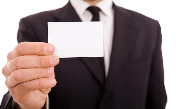 Üzletember egy üres névjegykártya átadása fehér háttér — Stock Fotó