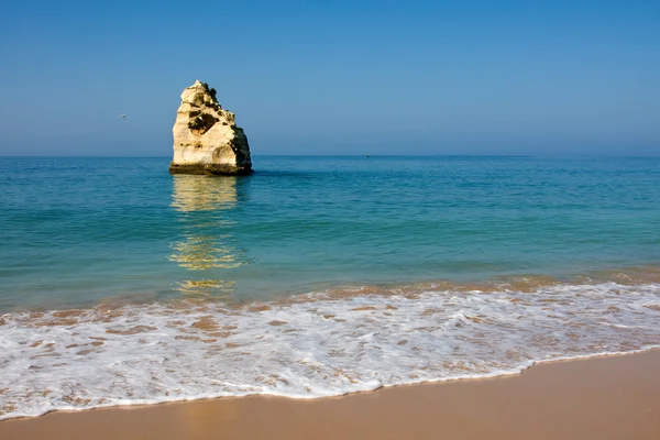 Beautiful Algarve beach at Portimao, in south of Portugal — Stock Photo, Image