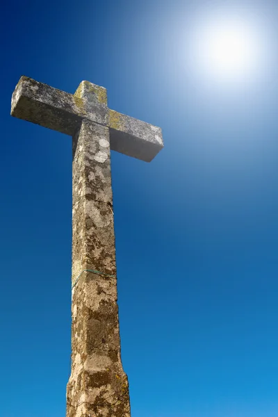 Christian cross against the sky — Stock Photo, Image
