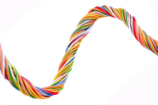 Câble informatique multicolore isolé sur fond blanc — Photo