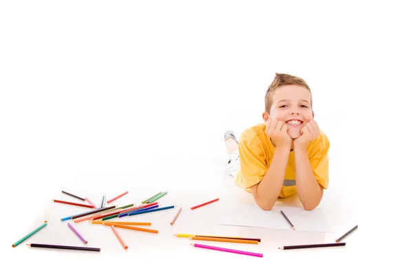 Criança bonito desenhar com lápis de cor e sorriso, isolado sobre w — Fotografia de Stock