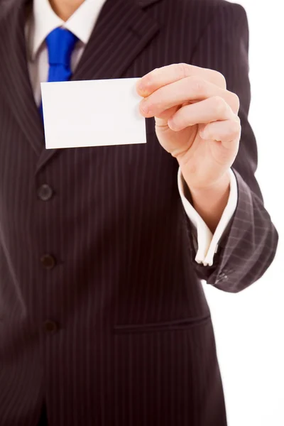 Hombre de negocios ofreciendo tarjeta —  Fotos de Stock