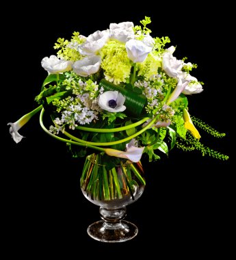 Bouquet of calla lilias and roses clipart