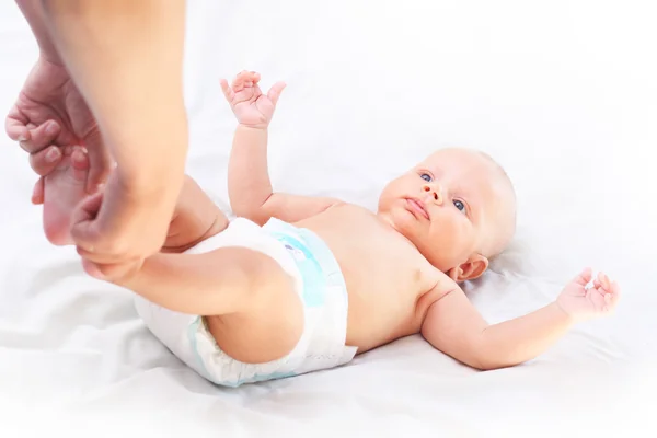 A baba szívás a cumit. kor - 3 hónap — Stock Fotó