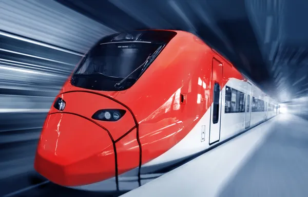 Treno veloce in movimento — Foto Stock