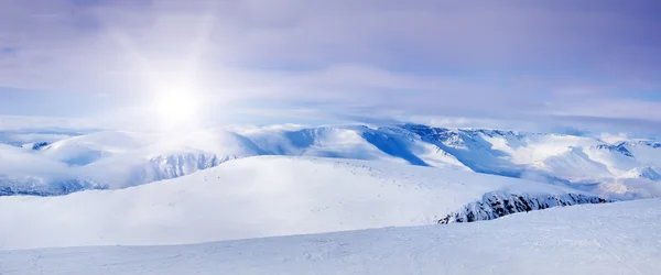 Kuzey Kutbu dağlar — Stok fotoğraf