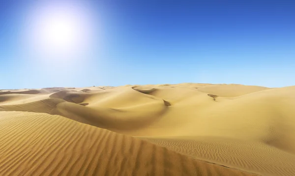 Maspalomas, vakantieoord, gouden woestijn. — Stockfoto
