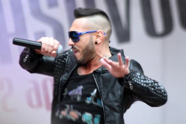 Alex Velea in concert at Brasov days clipart