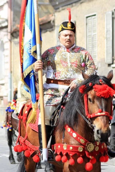 Brasov şehrinde junes parade Paskalya sonra ilk Pazar günü — Stok fotoğraf