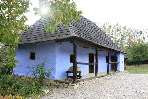 Светский дом из трансильванской деревни — стоковое фото