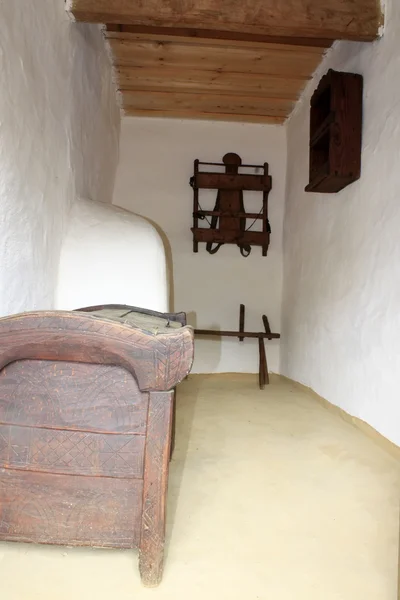 Ofenraum aus einem erhaltenen Haus aus Transsilvanien — Stockfoto