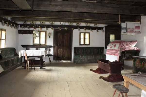 Interior da casa típica da Transilvânia, Roménia — Fotografia de Stock
