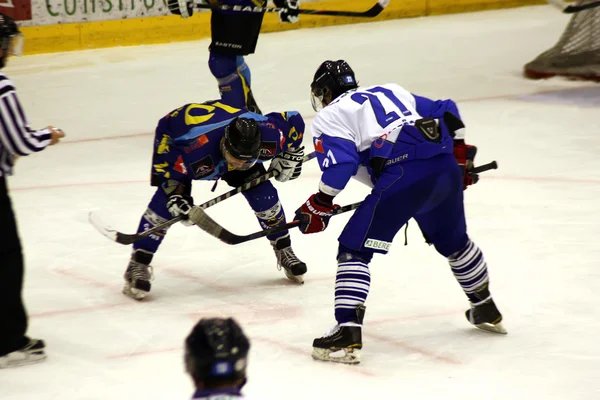 Momento interesante durante el partido de hockey — Foto de Stock