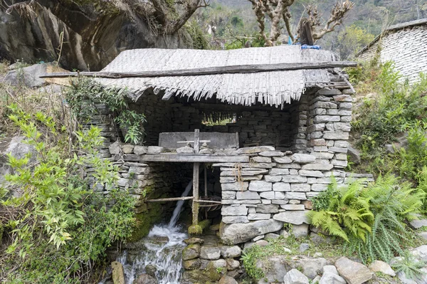 Moara istorică de apă din Himalaya — Fotografie, imagine de stoc