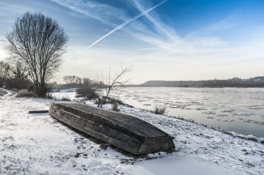 kış süresince kazimierz dolny yılında Vistula Nehri