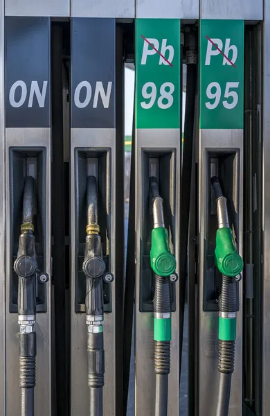 Europeisk stil bensin pumpar — Stockfoto