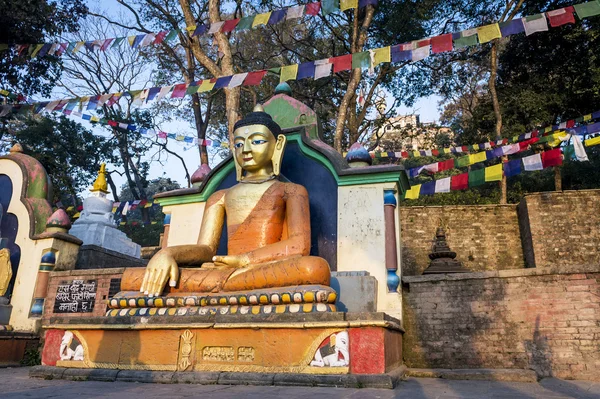 Socha sedícího Buddhy v Káthmándú, Nepál — Stock fotografie