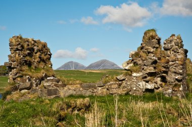 Paps jura ve finlaggan