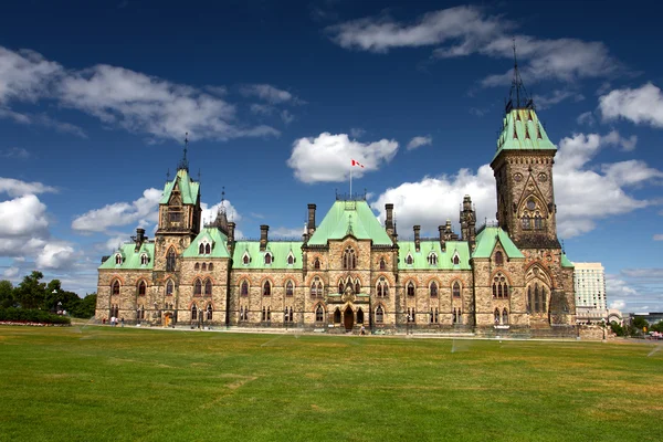 The East Block of Parliament Hill, Ottawa, Ontario, Canadá —  Fotos de Stock