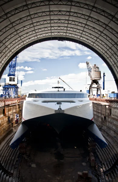 Catamaran in the Dock — Stock Photo, Image