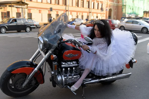 Bride on a motorcycle — Stock Photo, Image