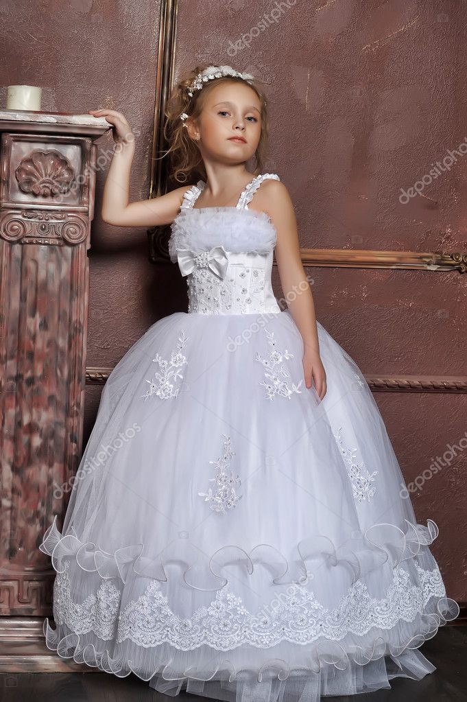 wedding gown for little girl