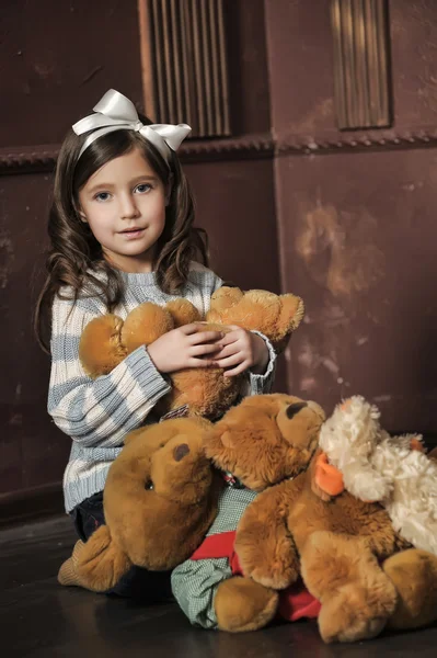 Dívka s medvídkem — Stock fotografie