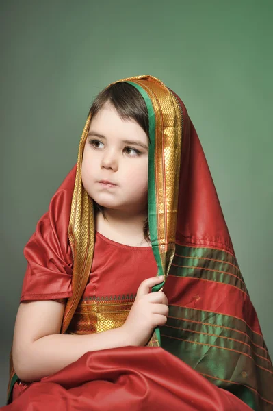 A little girl is in the national Indian suit — Stock Photo, Image