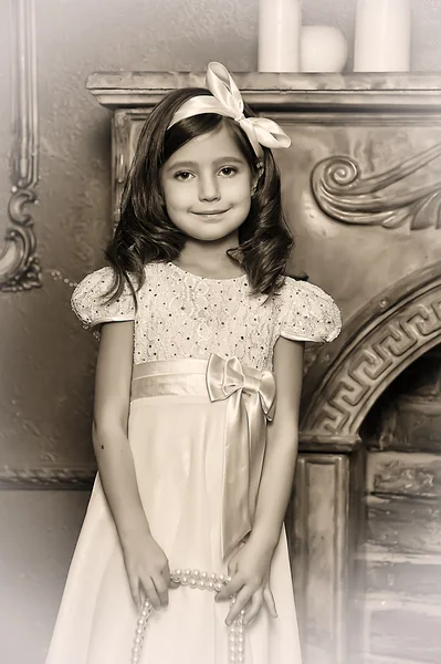 Vintage portré egy kislány — Stock Fotó