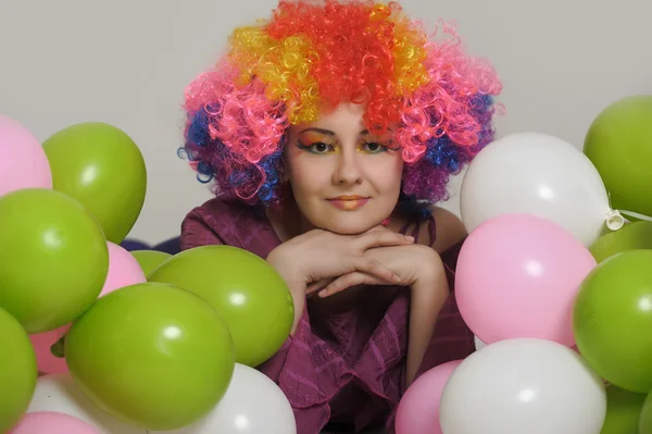 Chica payaso y globos —  Fotos de Stock