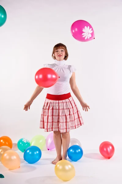 可爱的年轻女孩与气球 — 图库照片