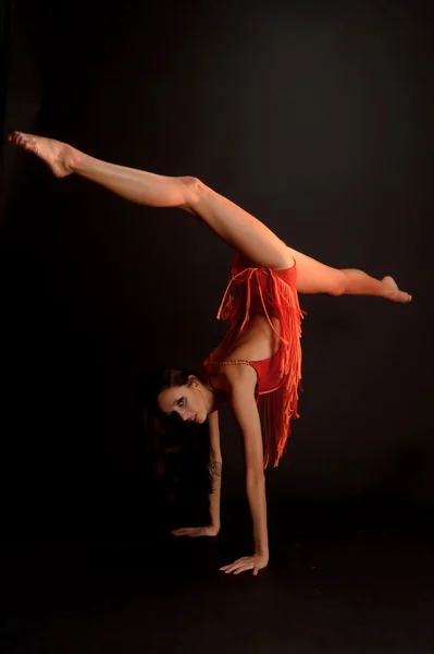 Jimnastikçi kırmızı — Stok fotoğraf