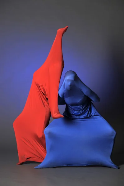 Две абстрактные танцующие фигуры — стоковое фото
