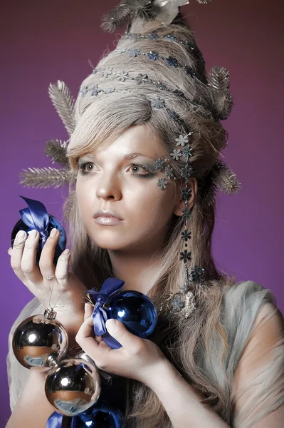Chica de invierno con hermoso maquillaje —  Fotos de Stock