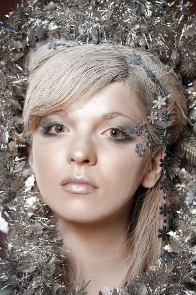 Chica de invierno con hermoso maquillaje —  Fotos de Stock