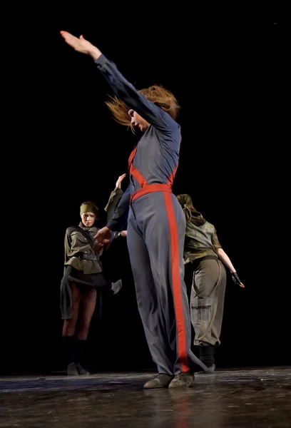 Conjunto de danza infantil, Danza Lenin tan joven en el espíritu de la revolución socialista soviética, San Petersburgo, Rusia . —  Fotos de Stock