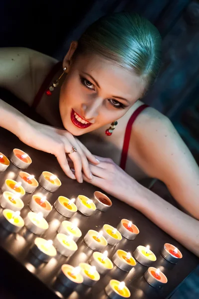 性感的女人蜡烛 — 图库照片