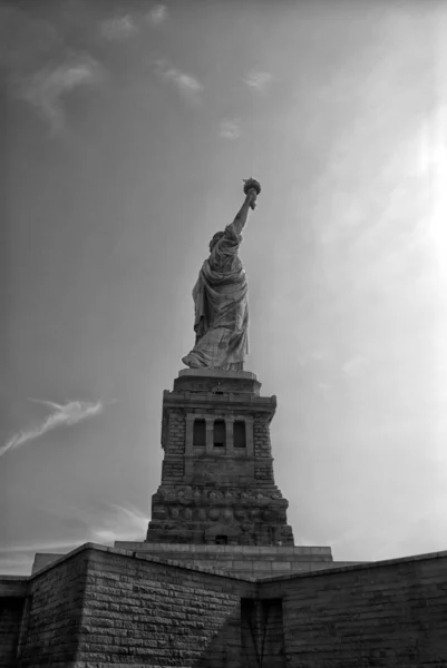 Amerika-liberty liberty Adası'ndan heykeli — Stok fotoğraf