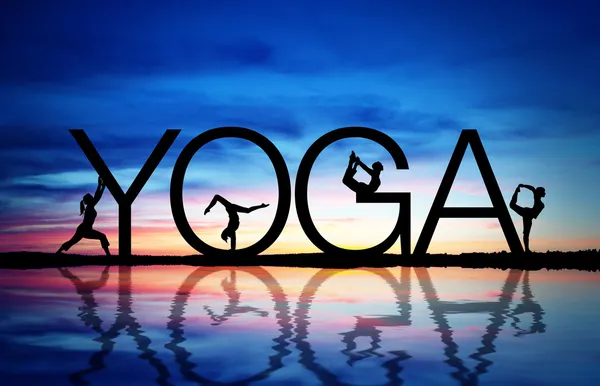 Yoga al atardecer — Foto de Stock