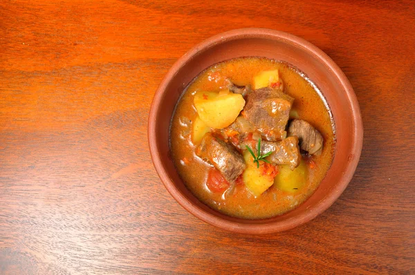 Vlees stoofpot met aardappelen — Stockfoto