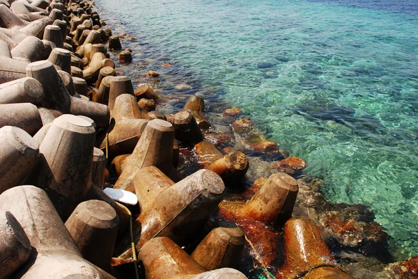 Barragem em maldivas — Fotografia de Stock